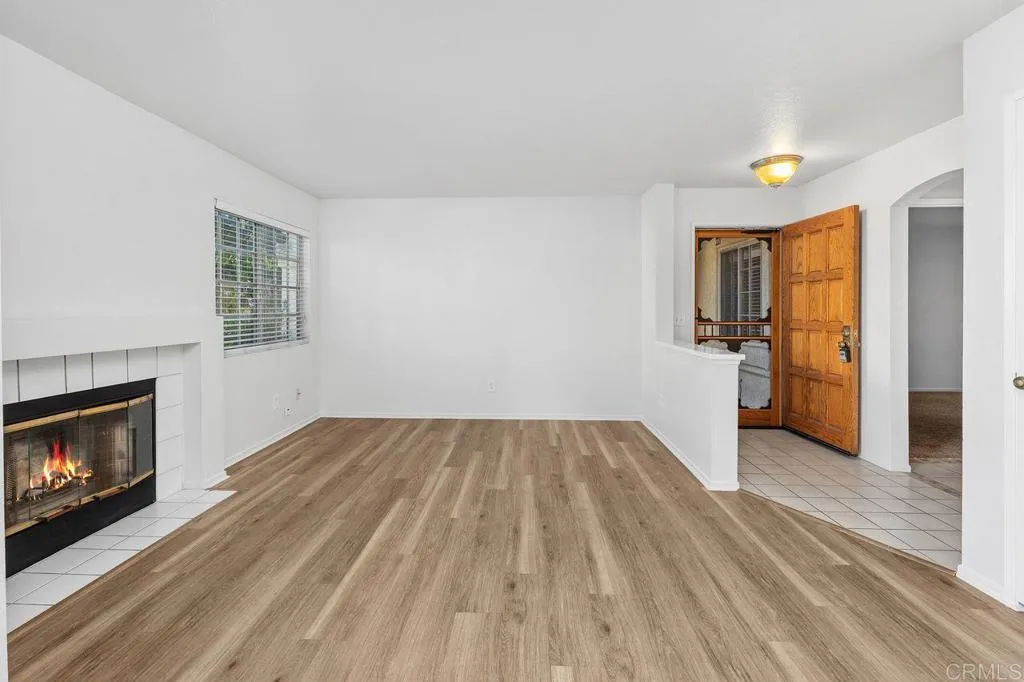 https://cdn.realtyfeed.com/cdn/127/306735333/950506a5506a8dc4c23060ecb6391921.webp