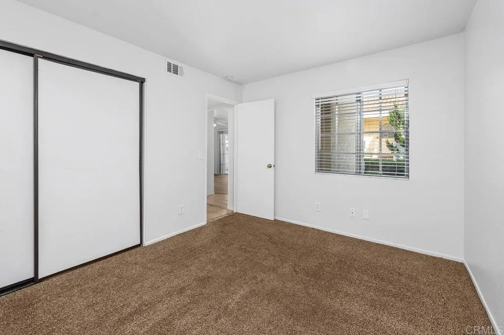 https://cdn.realtyfeed.com/cdn/127/306735333/ca6f03c71a3e45bad31e12011916c4d7.webp