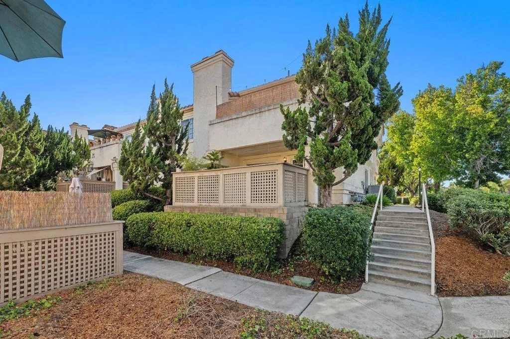 https://cdn.realtyfeed.com/cdn/127/306735333/f84152920856d7fbee01bb87a38056d2.webp