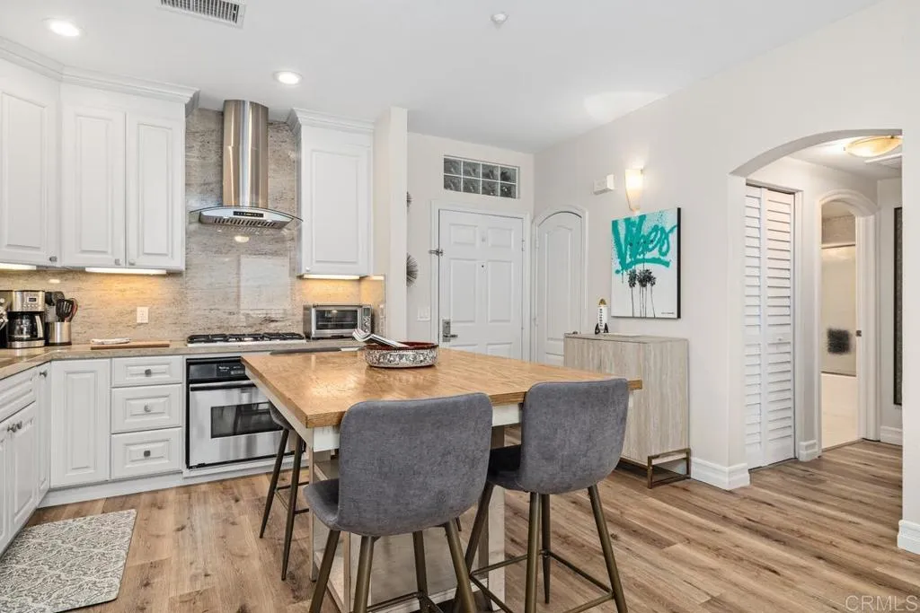 https://cdn.realtyfeed.com/cdn/127/306735340/9885c5488b05264389cdcec4fefa3949.webp