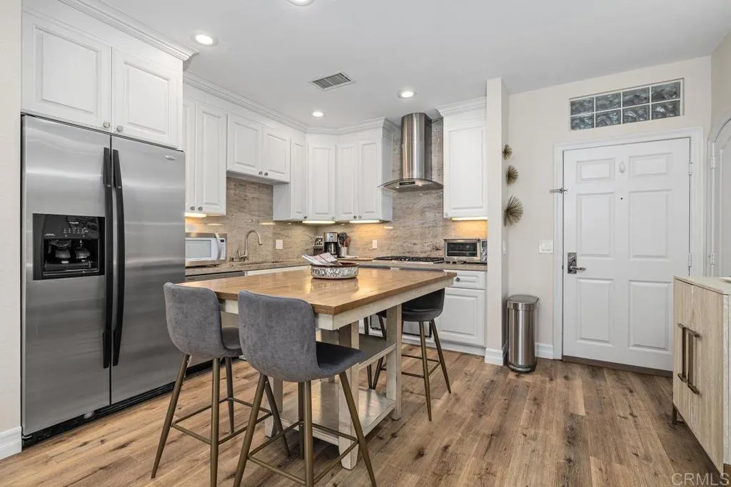 https://cdn.realtyfeed.com/cdn/127/306735340/bc01afabdd1a529508a392d145db23cd.webp