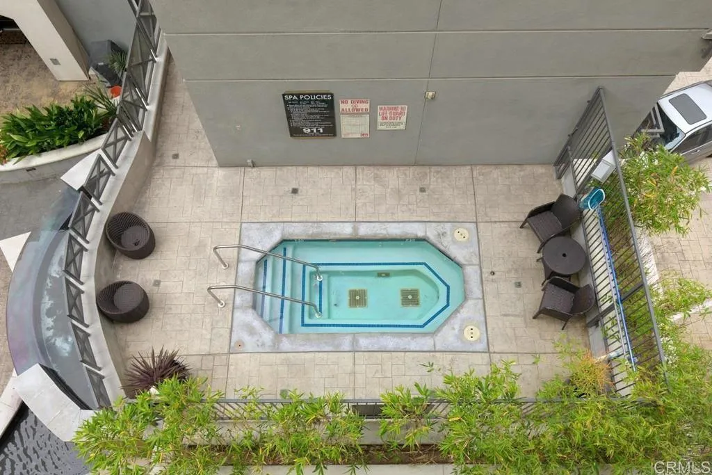 https://cdn.realtyfeed.com/cdn/127/306735340/c3d9c0f2ffebad1a98179c9192ef3f84.webp