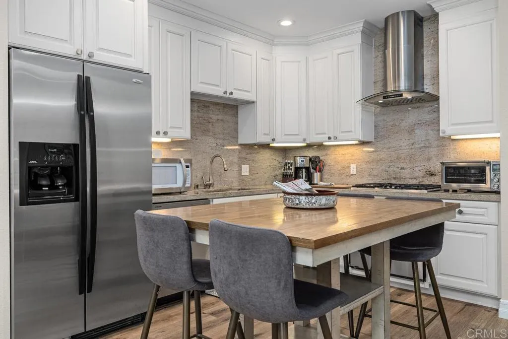 https://cdn.realtyfeed.com/cdn/127/306735340/e05eb419f39b4e78c8a49ba4b820e75f.webp