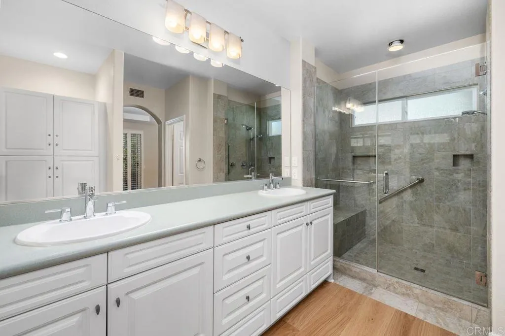 https://cdn.realtyfeed.com/cdn/127/306735343/0cb4a104106a014c07c2a4ca4a236252.webp