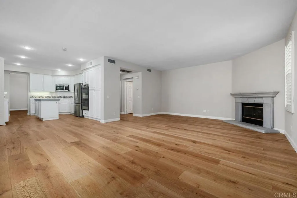 https://cdn.realtyfeed.com/cdn/127/306735343/39cff2cfce939c6fa3b1067038159dc2.webp