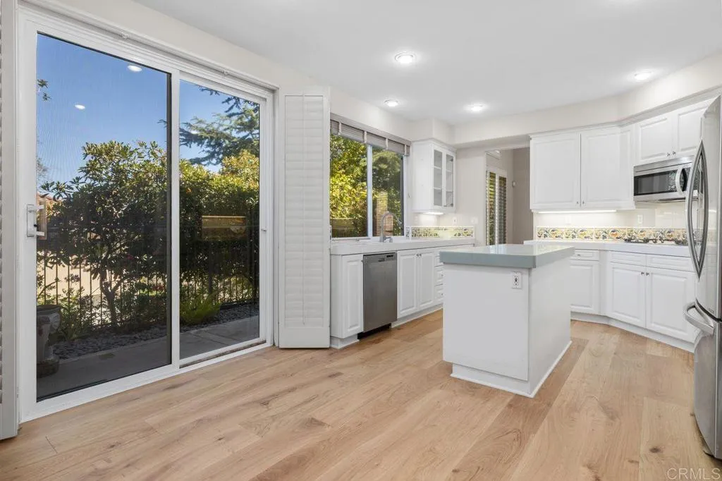 https://cdn.realtyfeed.com/cdn/127/306735343/ceb49cd508b0d7f4bb11010a541e7544.webp