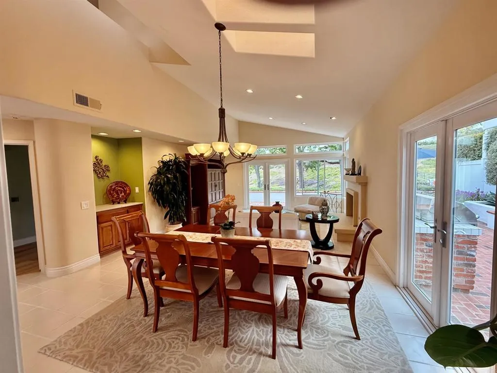 https://cdn.realtyfeed.com/cdn/127/306735408/450f5699b425a8bc3efa915e4d02db31.webp