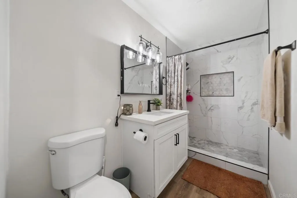 https://cdn.realtyfeed.com/cdn/127/306735410/dd76e44460fd3d2b15cbfde8f2fd5339.webp