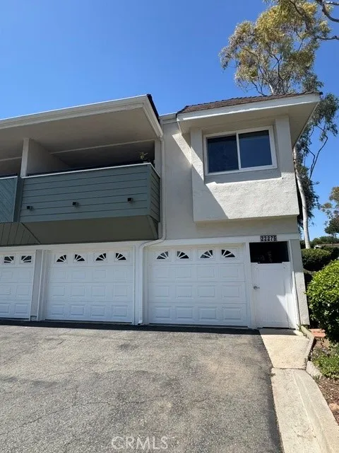 Laguna Hills, CA 92653