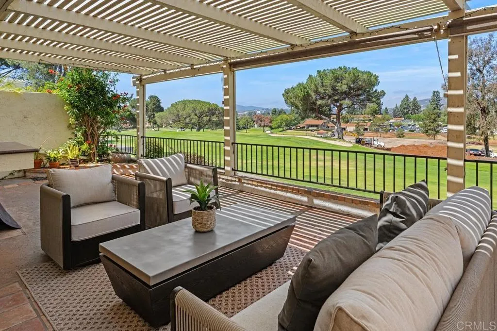 https://cdn.realtyfeed.com/cdn/127/306735459/1de1e82d28e5371c380ca04bf44eb589.webp
