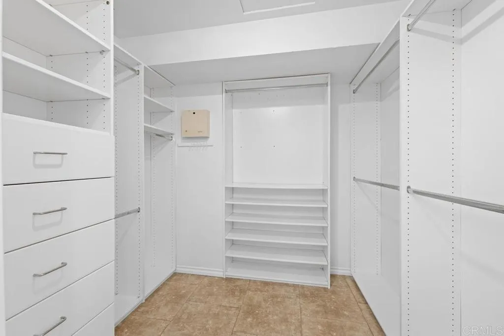 https://cdn.realtyfeed.com/cdn/127/306735459/371f27734cbabb9abca5fb50c301513f.webp