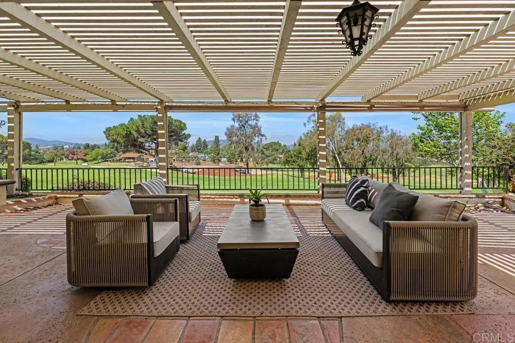 https://cdn.realtyfeed.com/cdn/127/306735459/c50ad23f1887a97f42c2a273835bddde.webp