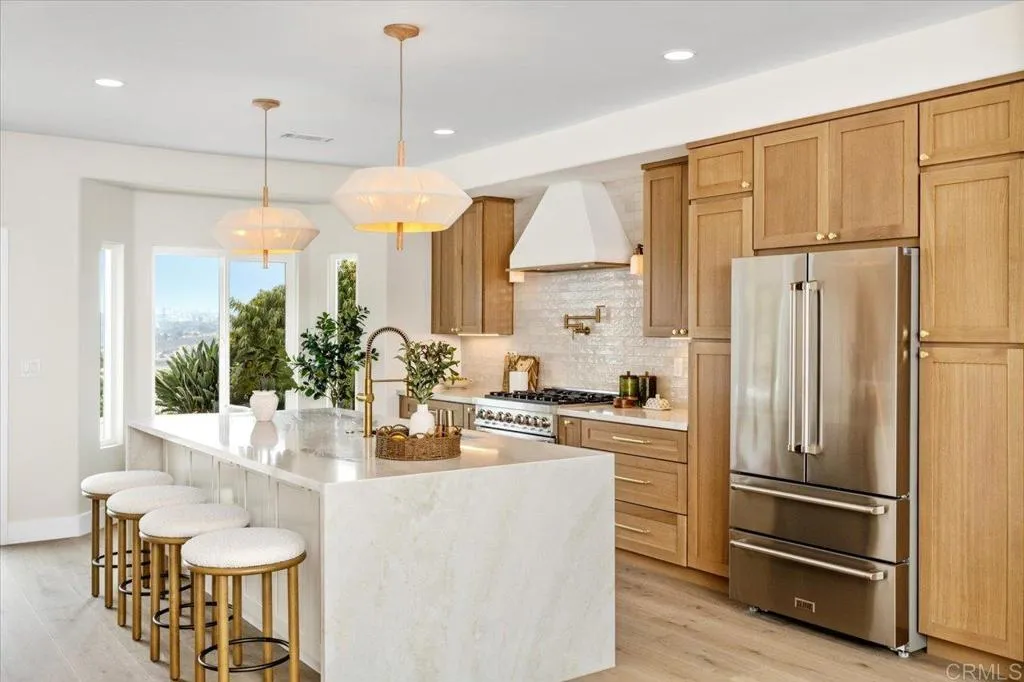 https://cdn.realtyfeed.com/cdn/127/306735523/312befa8a52aac83948362748def5e60.webp