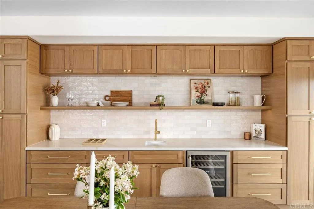 https://cdn.realtyfeed.com/cdn/127/306735523/8eddd11a101862d82f22e6ee4cd510b1.webp
