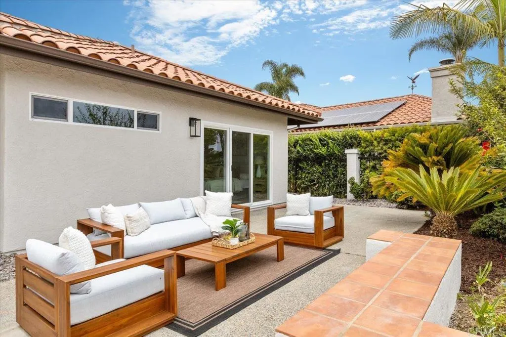 https://cdn.realtyfeed.com/cdn/127/306735523/dfbc37def067f4d5efbb7357d3b6e776.webp