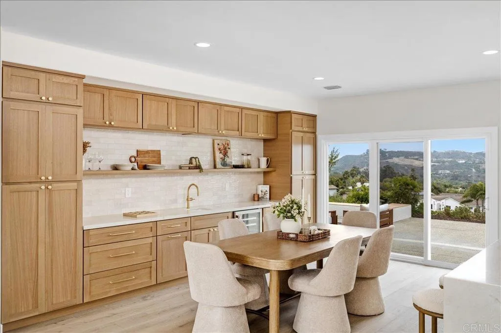 https://cdn.realtyfeed.com/cdn/127/306735523/f7b673e36c6ebb6488e793dcb503322b.webp