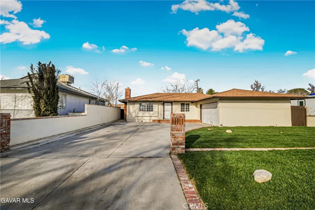 Lancaster, CA 93534