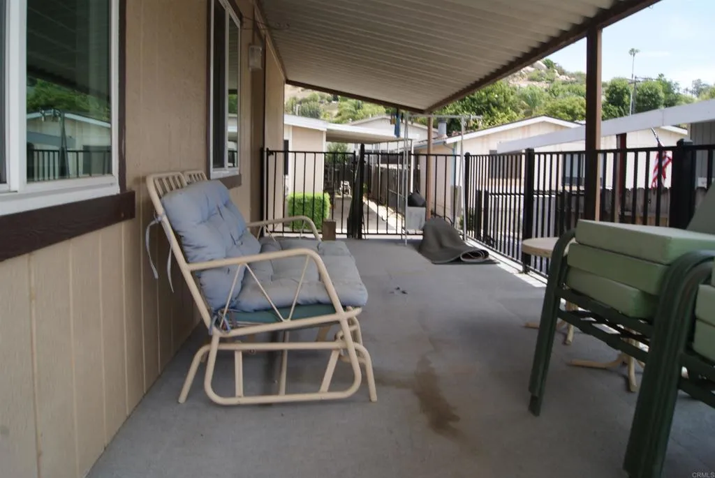 https://cdn.realtyfeed.com/cdn/127/306735559/2b9a32ab8c5e5a4576f053dbb30fc2dc.webp