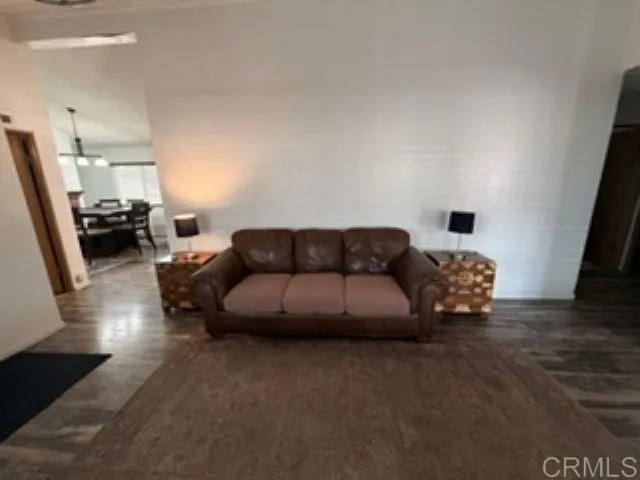 https://cdn.realtyfeed.com/cdn/127/306735559/652bbfb07eb1c95730fe9f5b47b64159.webp