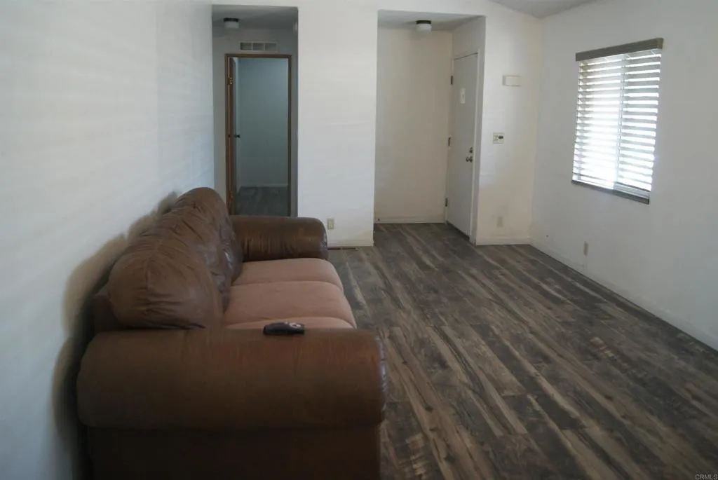 https://cdn.realtyfeed.com/cdn/127/306735559/e613a4fb1cd3849ebdac398e34d0a5a3.webp