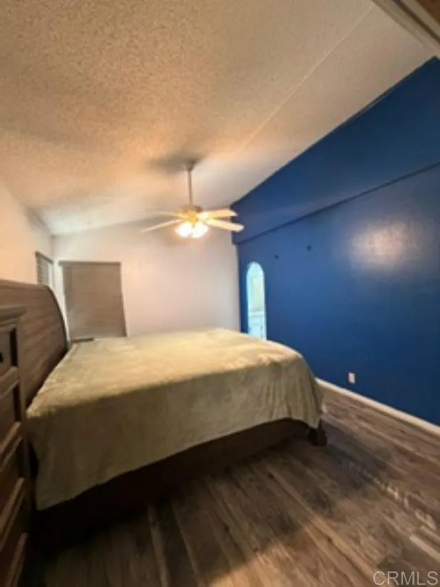 https://cdn.realtyfeed.com/cdn/127/306735559/f521c1a618391c40e78f9a64f69103f4.webp