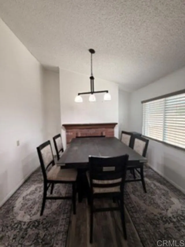 https://cdn.realtyfeed.com/cdn/127/306735559/f6f6454ecc20e8b7bc51b0d0818c3fdd.webp