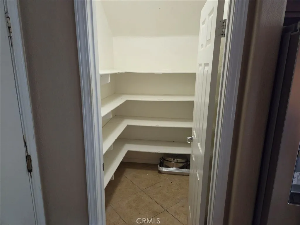https://cdn.realtyfeed.com/cdn/127/306735566/27844cfef9f9c5620483e00064d5e7b7.webp
