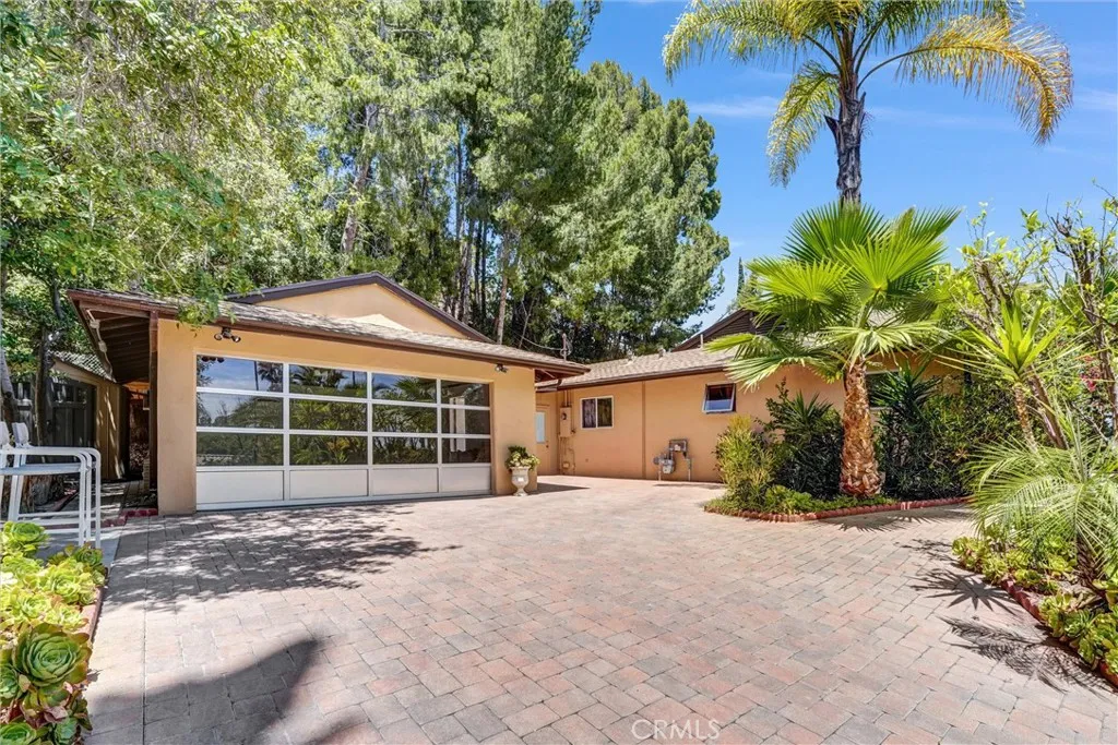 Tarzana, CA 91356