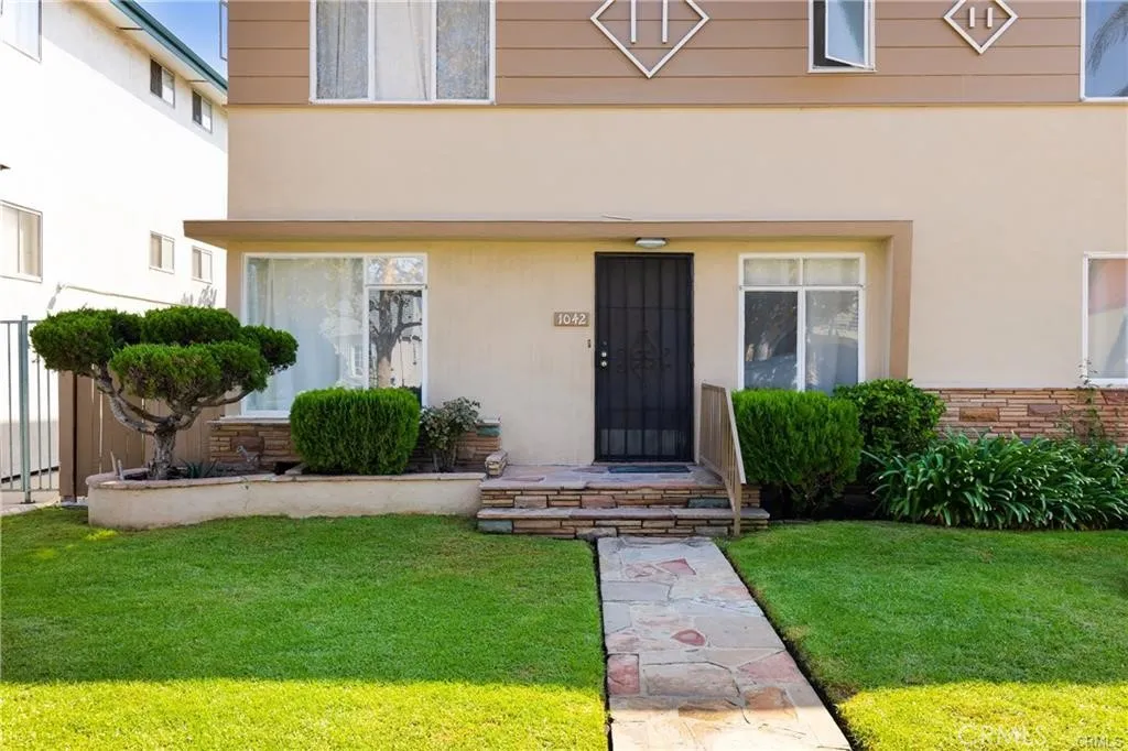 1042 S Sherbourne Drive Unit 4, Los Angeles, CA 90035 - Photo 3 of 25, Los Angeles, CA