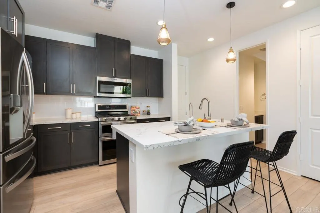 https://cdn.realtyfeed.com/cdn/127/306735610/0a4a99c01265d88522a962c070f2ccb5.webp