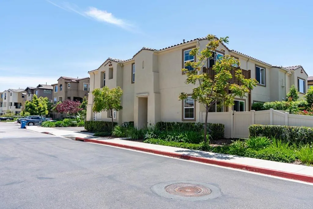 https://cdn.realtyfeed.com/cdn/127/306735610/17ba59182880baab0ea5fc176c9c938d.webp