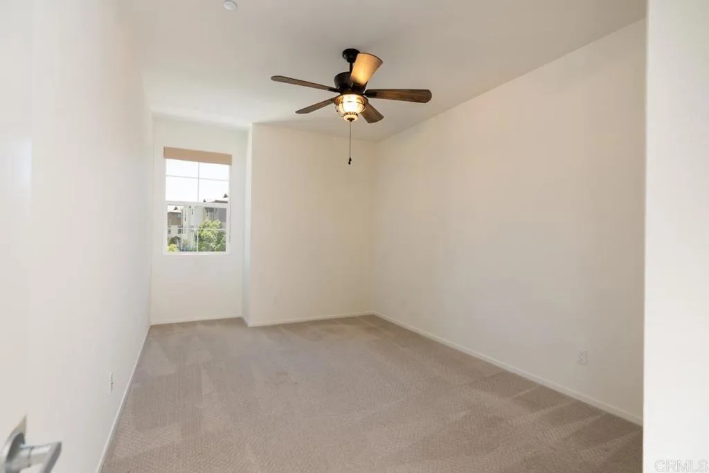 https://cdn.realtyfeed.com/cdn/127/306735610/577098389f37013d9a9aed93e6c8f587.webp