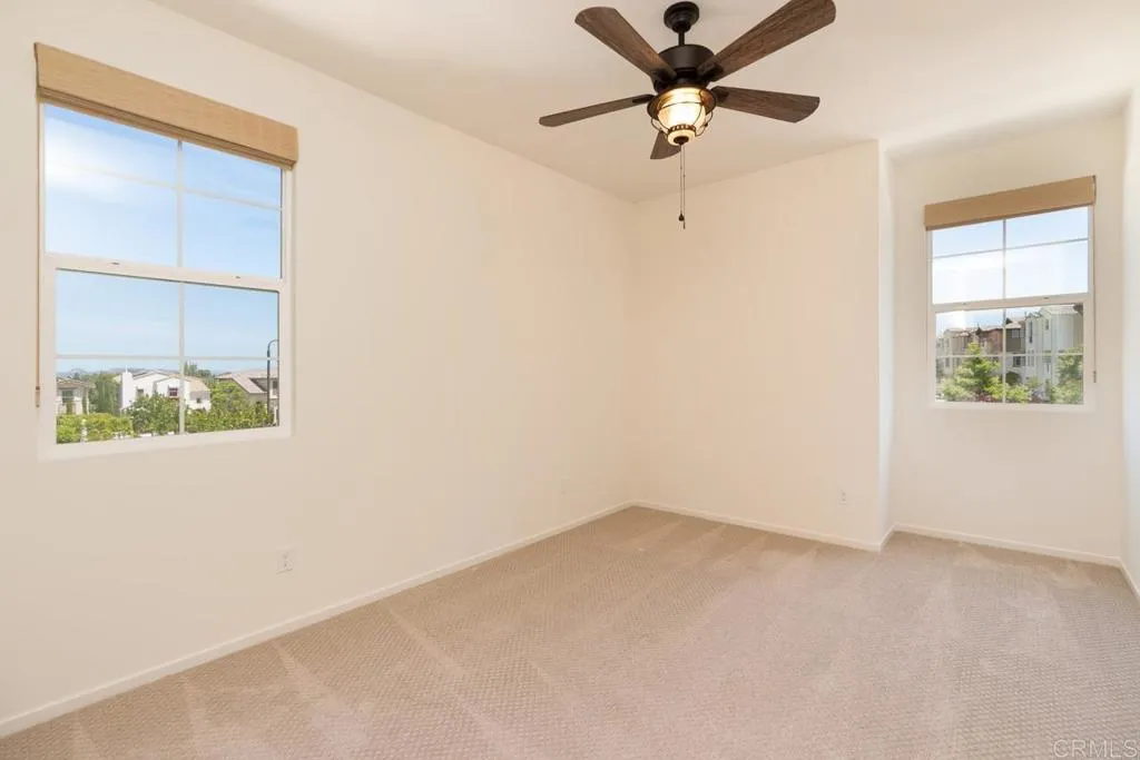 https://cdn.realtyfeed.com/cdn/127/306735610/cf2be2cb10ed9a7ee62230849ab40754.webp