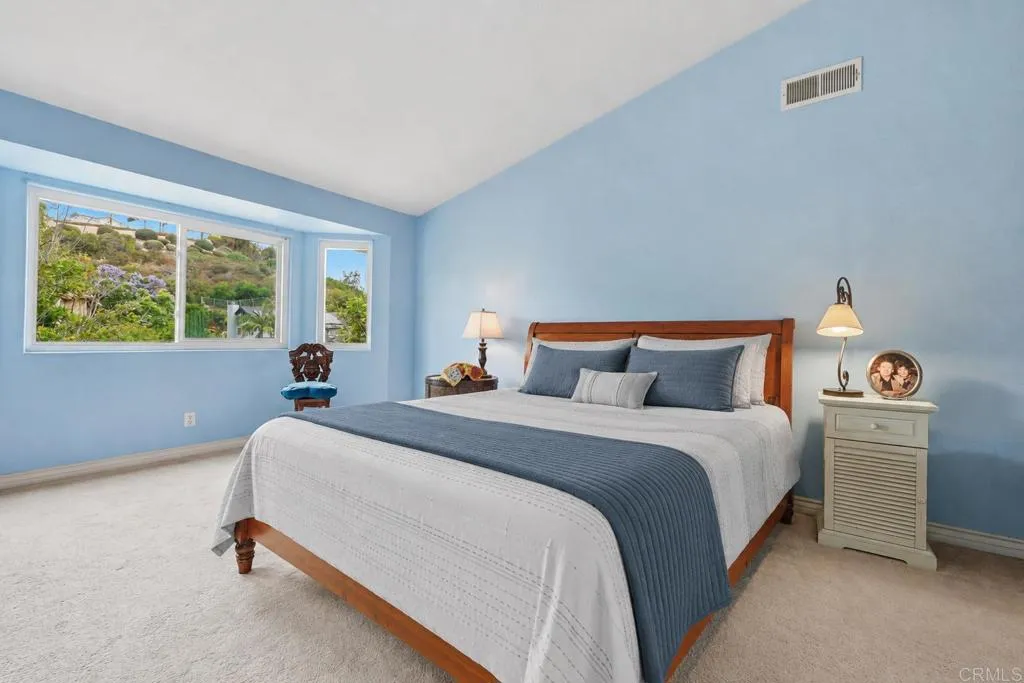 https://cdn.realtyfeed.com/cdn/127/306735630/053abe536a1d6cd9d1f7d1f82c9845eb.webp