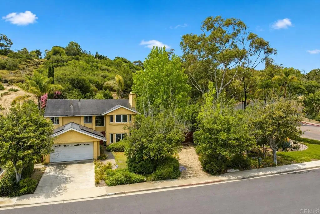 https://cdn.realtyfeed.com/cdn/127/306735630/0f2ceaff30929c6a7bc4ea70552804ee.webp