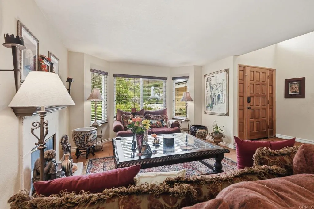 https://cdn.realtyfeed.com/cdn/127/306735630/14e93ec588e79048fe7bf793ede9f7a0.webp