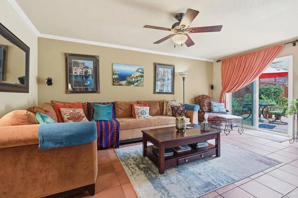 https://cdn.realtyfeed.com/cdn/127/306735630/44995aceb5a45a8c13d30d0fb69d2e48.webp