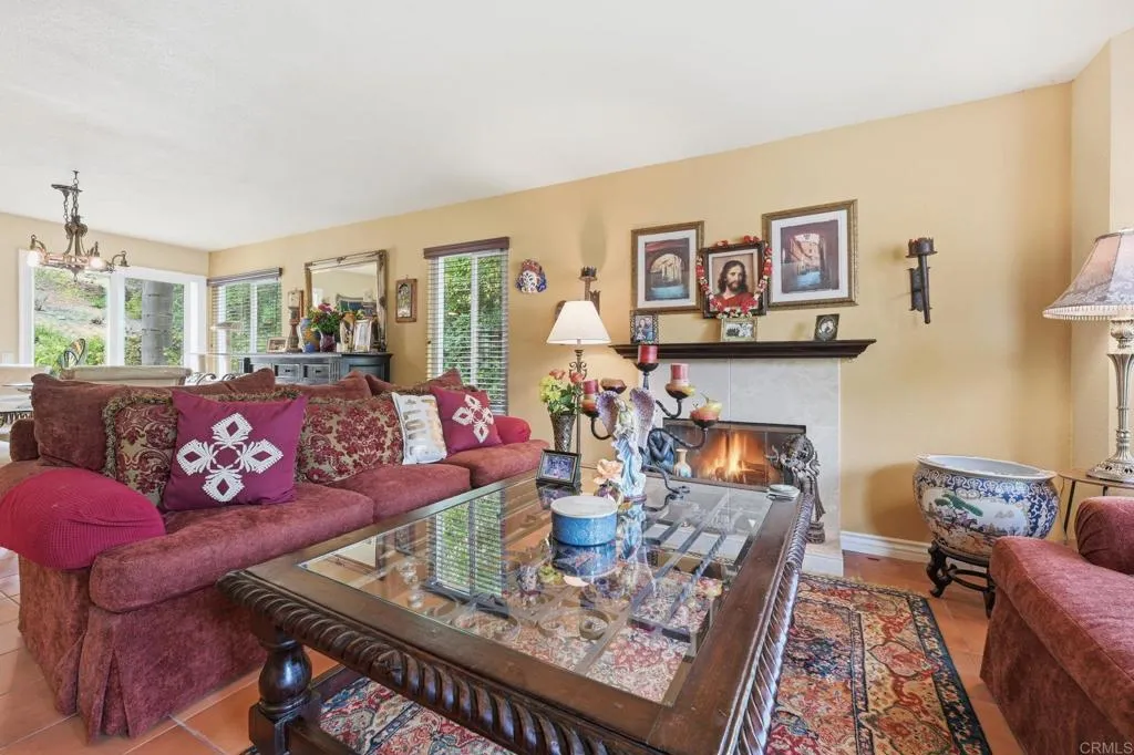 https://cdn.realtyfeed.com/cdn/127/306735630/5bb7f0734c92a62622842c7315dda417.webp