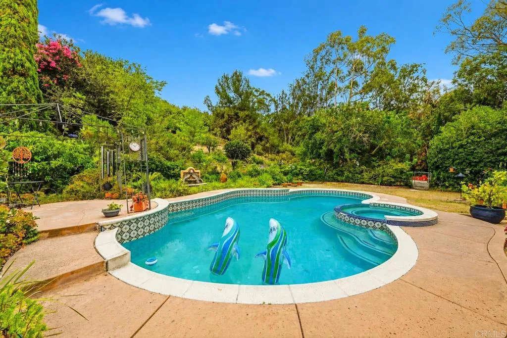 https://cdn.realtyfeed.com/cdn/127/306735630/7e375218eb78a993481b9bc3f82d93b9.webp