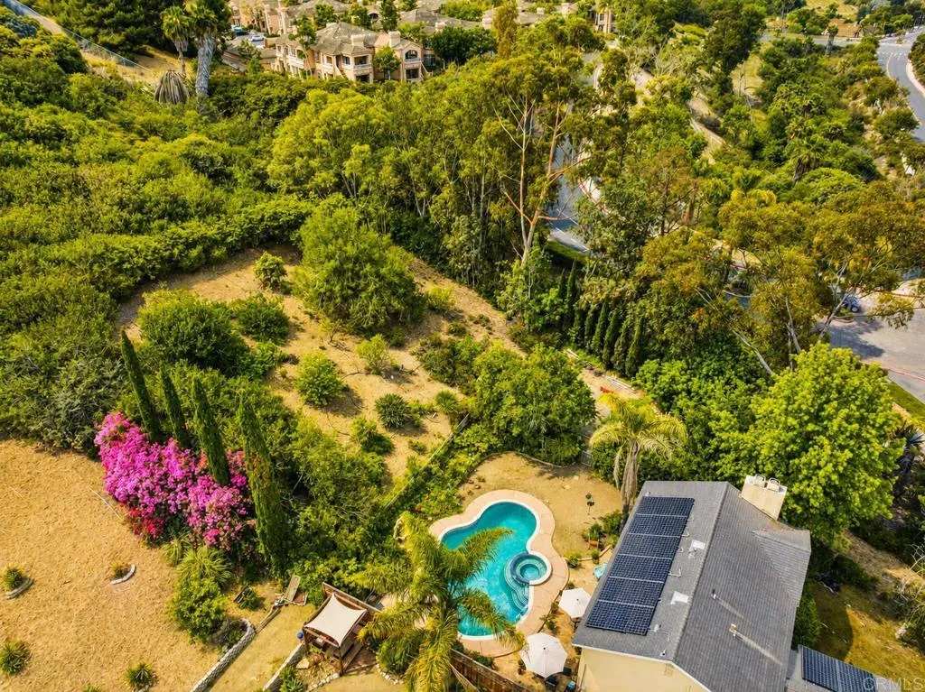 https://cdn.realtyfeed.com/cdn/127/306735630/7e3df3ec2094730caa5dae46dc25a607.webp