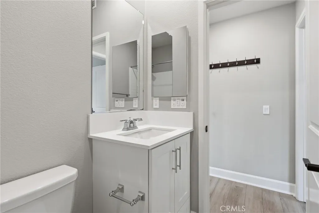 https://cdn.realtyfeed.com/cdn/127/306735632/8eb25391eaee403352ebbe607281e283.webp