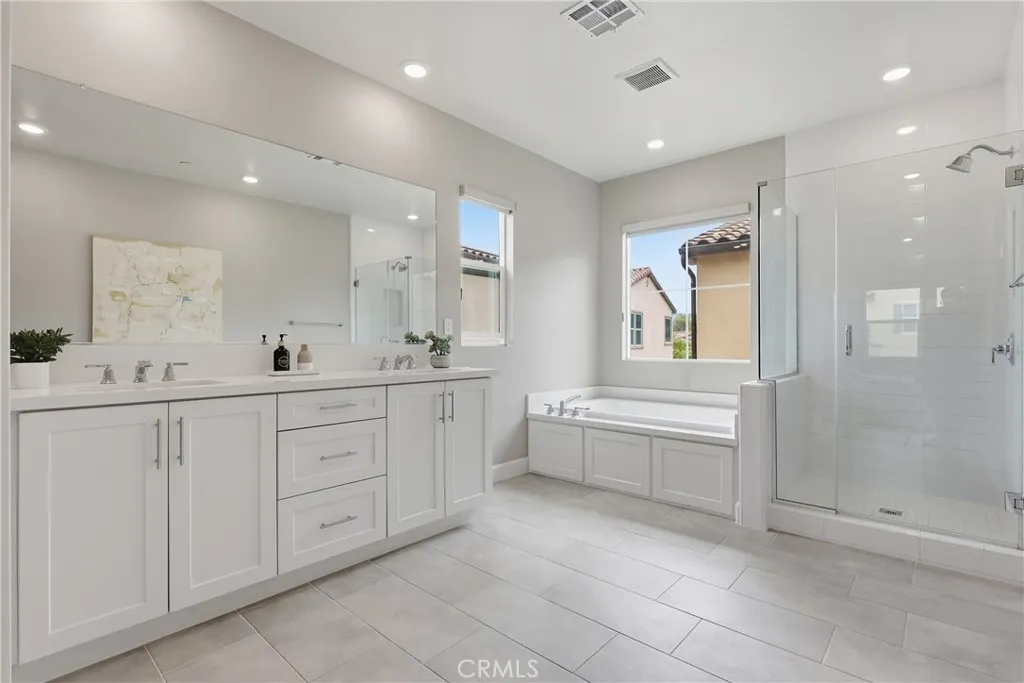 https://cdn.realtyfeed.com/cdn/127/306735632/94c9ad60ab1ebfb94b80adea2172d2e5.webp
