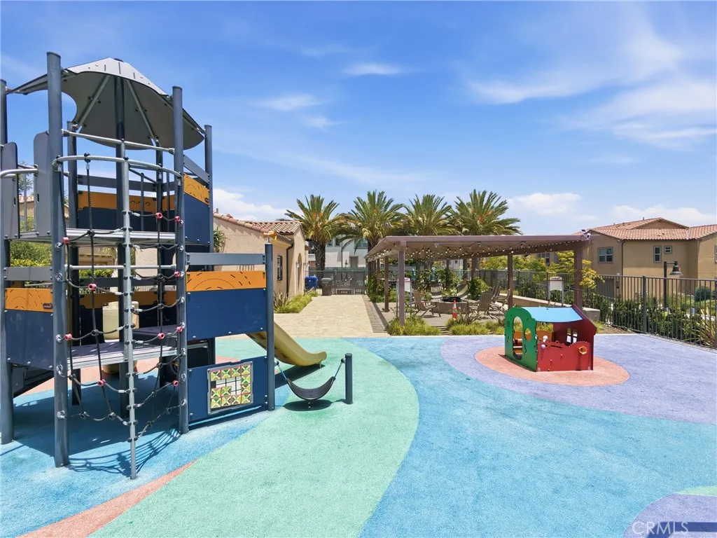 https://cdn.realtyfeed.com/cdn/127/306735632/fa74cf2ec49909c0c3efedaee3fcfab5.webp
