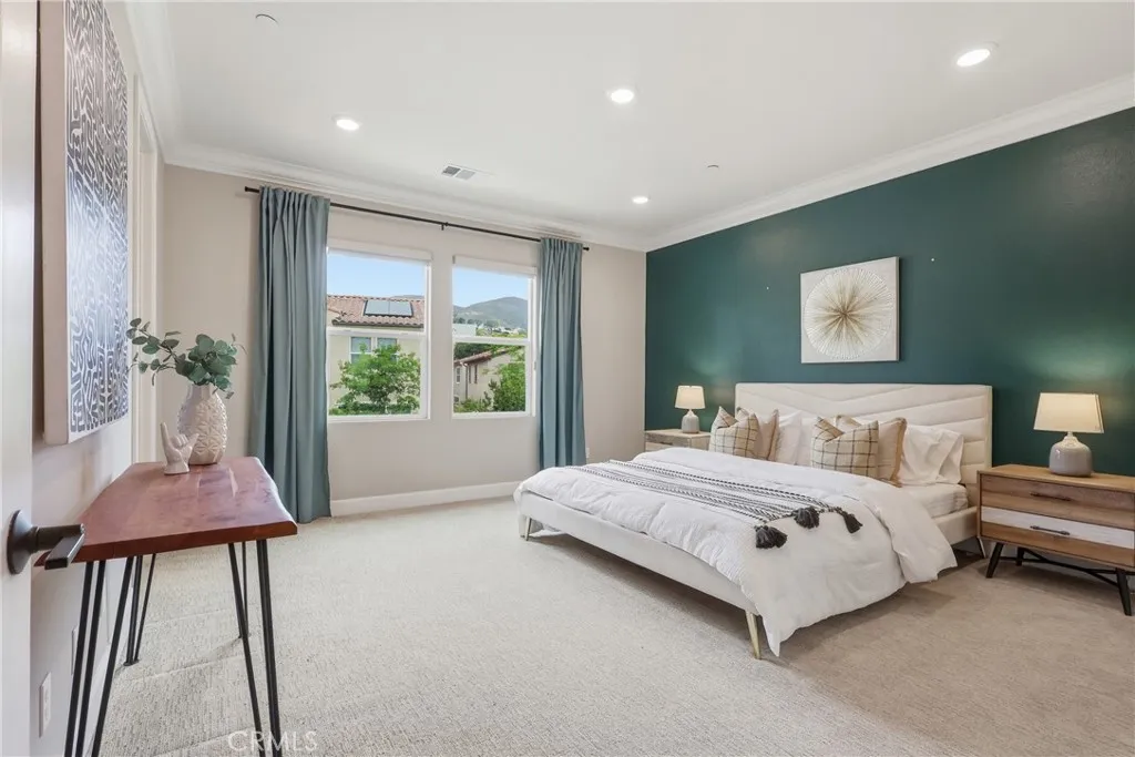 https://cdn.realtyfeed.com/cdn/127/306735632/ffb3555c835e9f432ac668ee1c322d09.webp