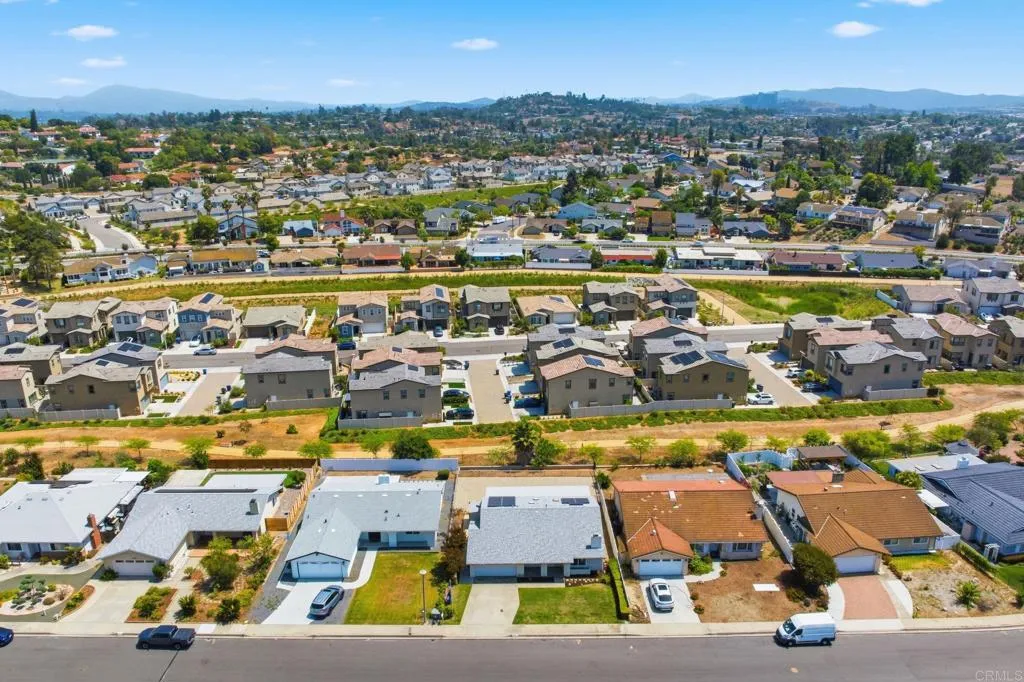 https://cdn.realtyfeed.com/cdn/127/306735639/015c03c66a9bd2b95dd937d054ebf8cf.webp