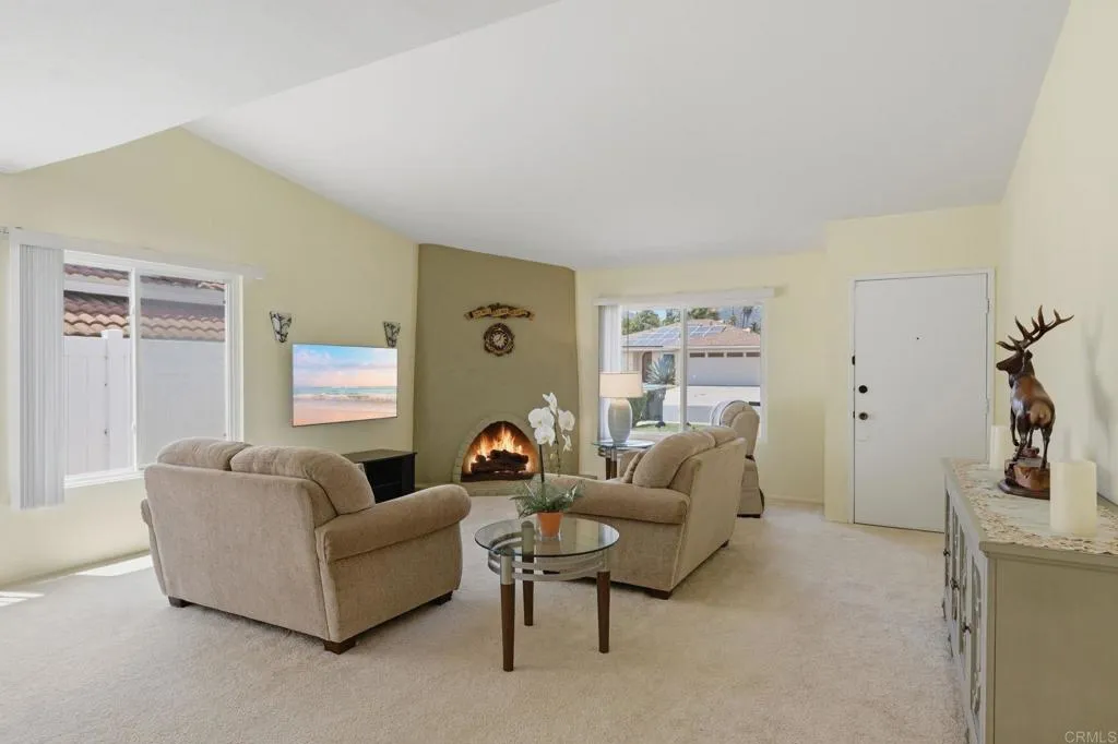 https://cdn.realtyfeed.com/cdn/127/306735639/6ee8a58c31037f810d6c64d184391afe.webp