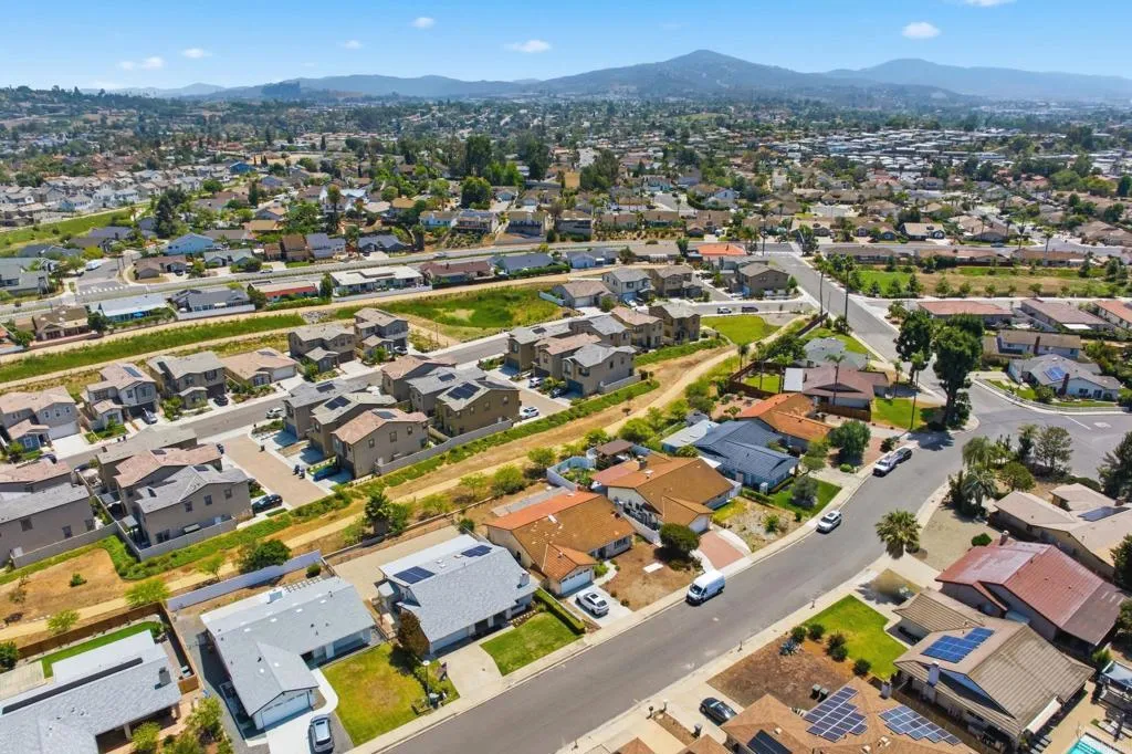 https://cdn.realtyfeed.com/cdn/127/306735639/7ed699368c00eee3de42be938b5fb441.webp
