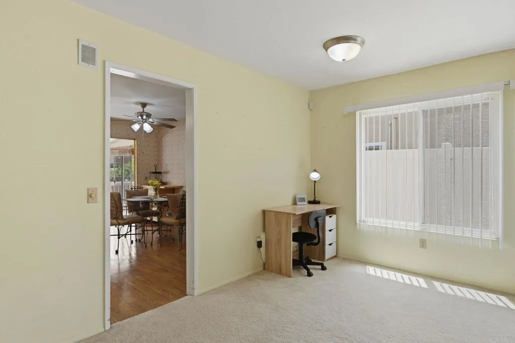 https://cdn.realtyfeed.com/cdn/127/306735639/a8920b6955da0c7a805d3d47a19298b0.webp