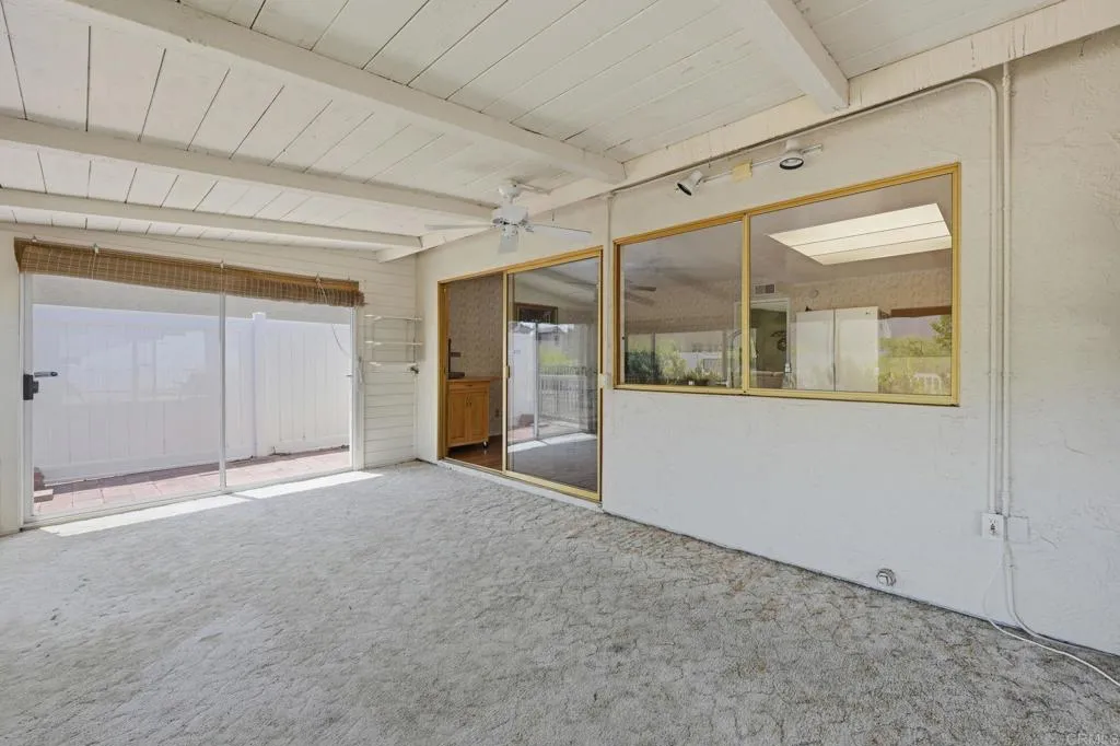 https://cdn.realtyfeed.com/cdn/127/306735639/c4d4c69cf8b065efa105b819b7cf81b4.webp