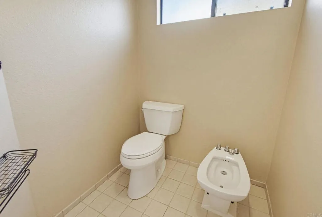 https://cdn.realtyfeed.com/cdn/127/306735648/11c7d836ef344ca750f81d2df5ec9d56.webp